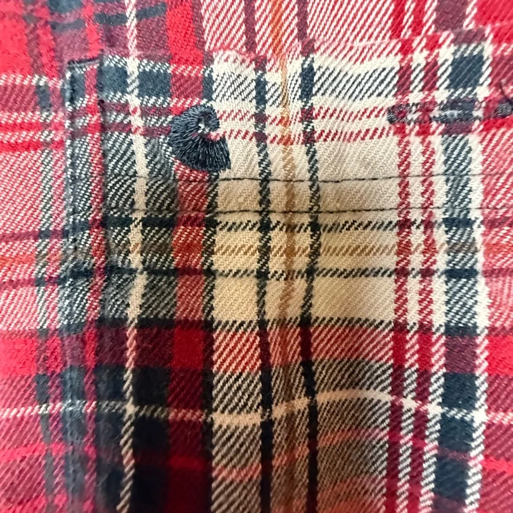 Carhartt Mens Medium Flannel Long Sleeve Shirt Plaid Red 100% Cotton Button Down